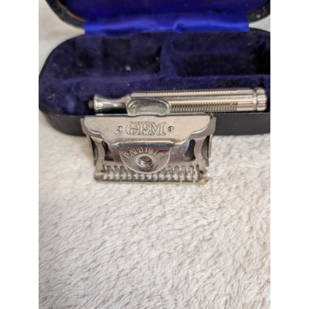 GEM Double Edge‎ Safety Razor and Case Vintage Straight Razor Shaving Set - Picture 4 of 9